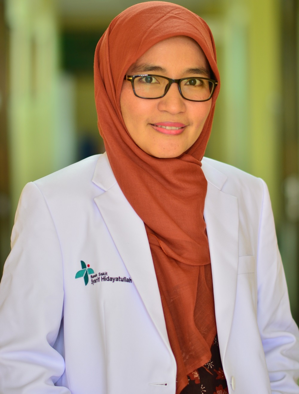 Foto dr. Erfira, Sp.M